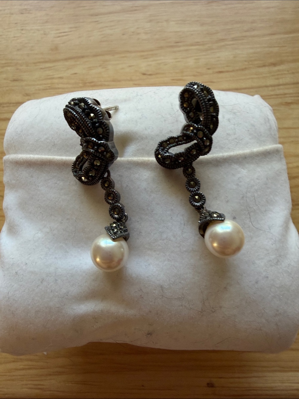 Judith Jack Classic Pearl Drop Marcasite Earrings - White Pearl